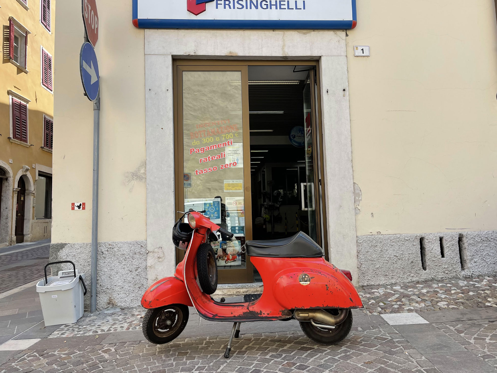 Vintage Vespa mit Original Lackierung